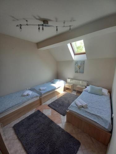 Ferienwohnung Lujza Apartman Goedoello Exterior foto
